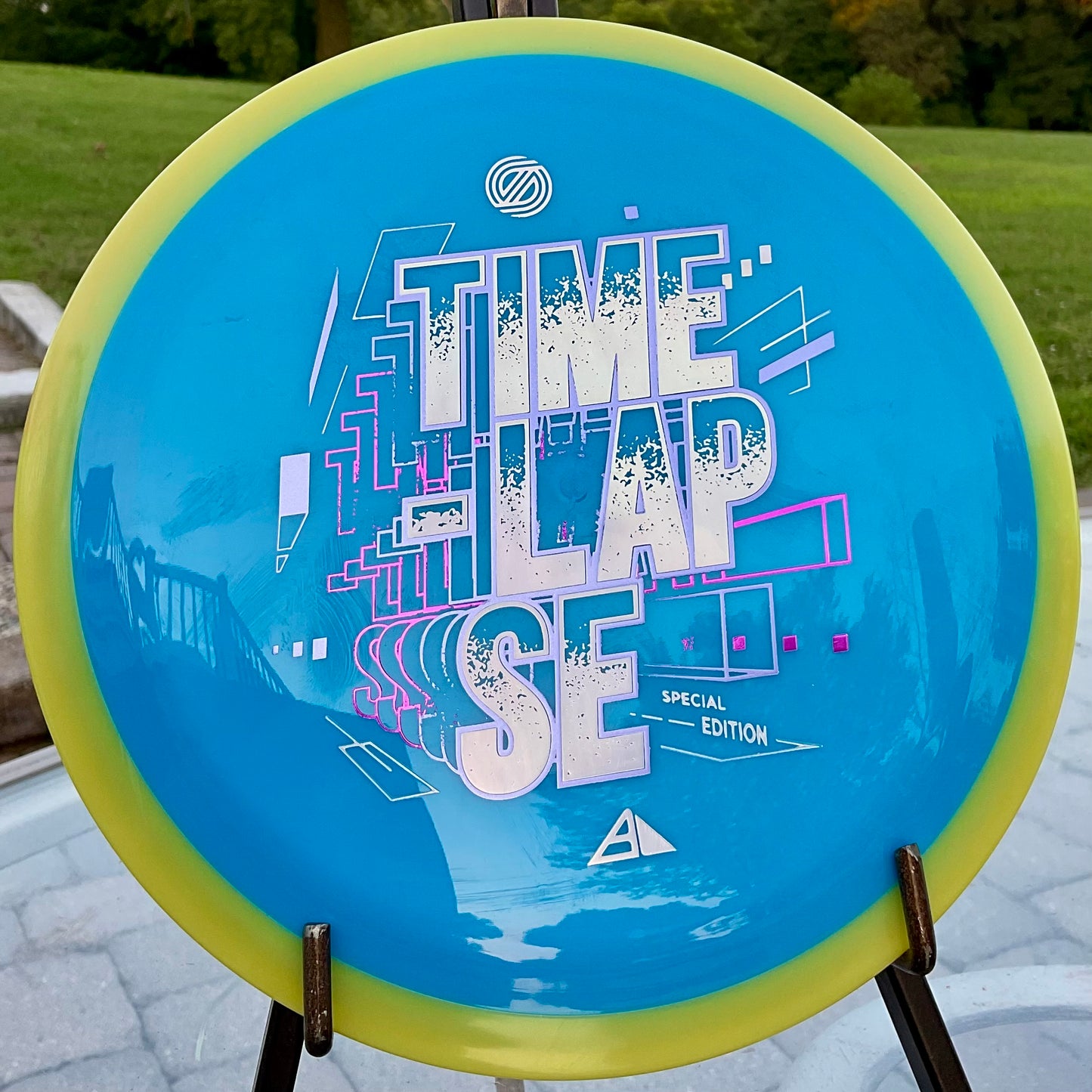 Special Edition Neutron Time-Lapse (retooled) - Simon Line