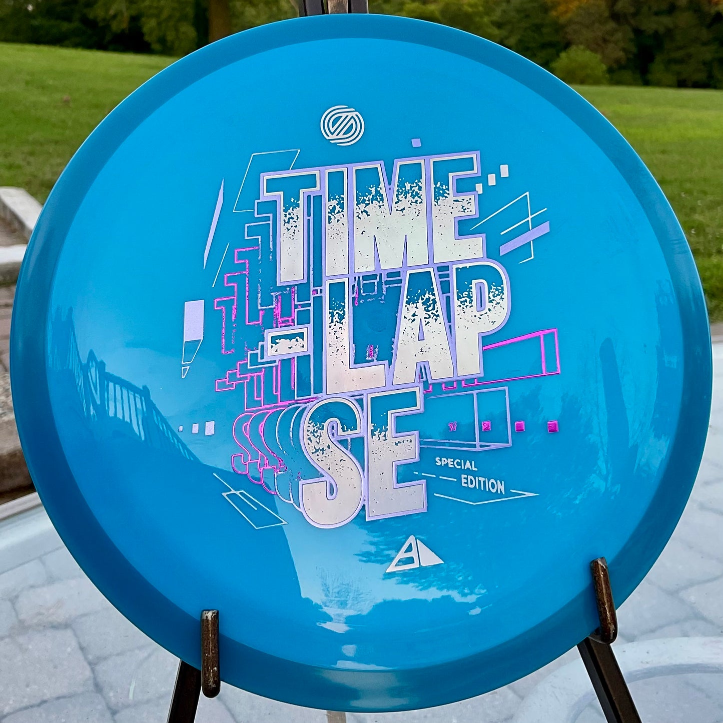 Special Edition Neutron Time-Lapse (retooled) - Simon Line
