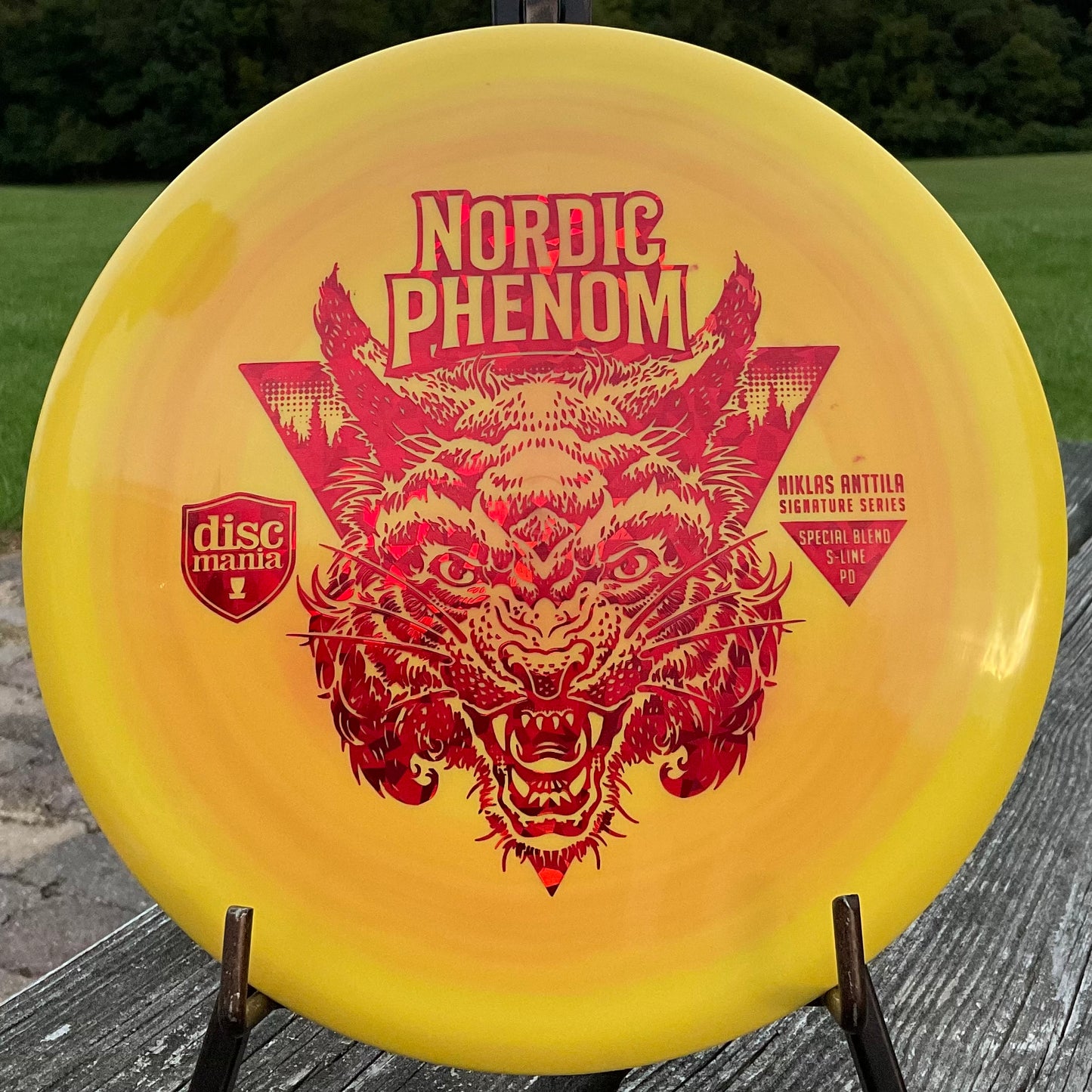 Discmania Nordic Phenom - 2022 Niklas Anttila Signature Series Special Blend S-Line PD