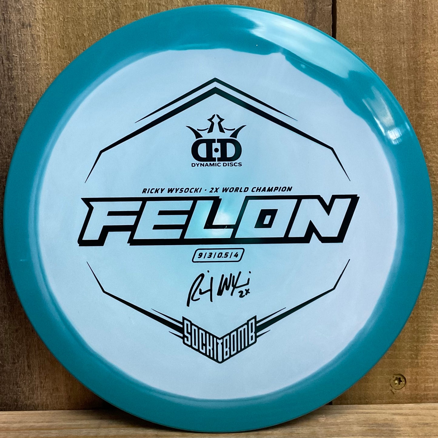 Dynamic Discs Fuzion Orbit Felon - Ricky Wysocki Sockibomb Stamp