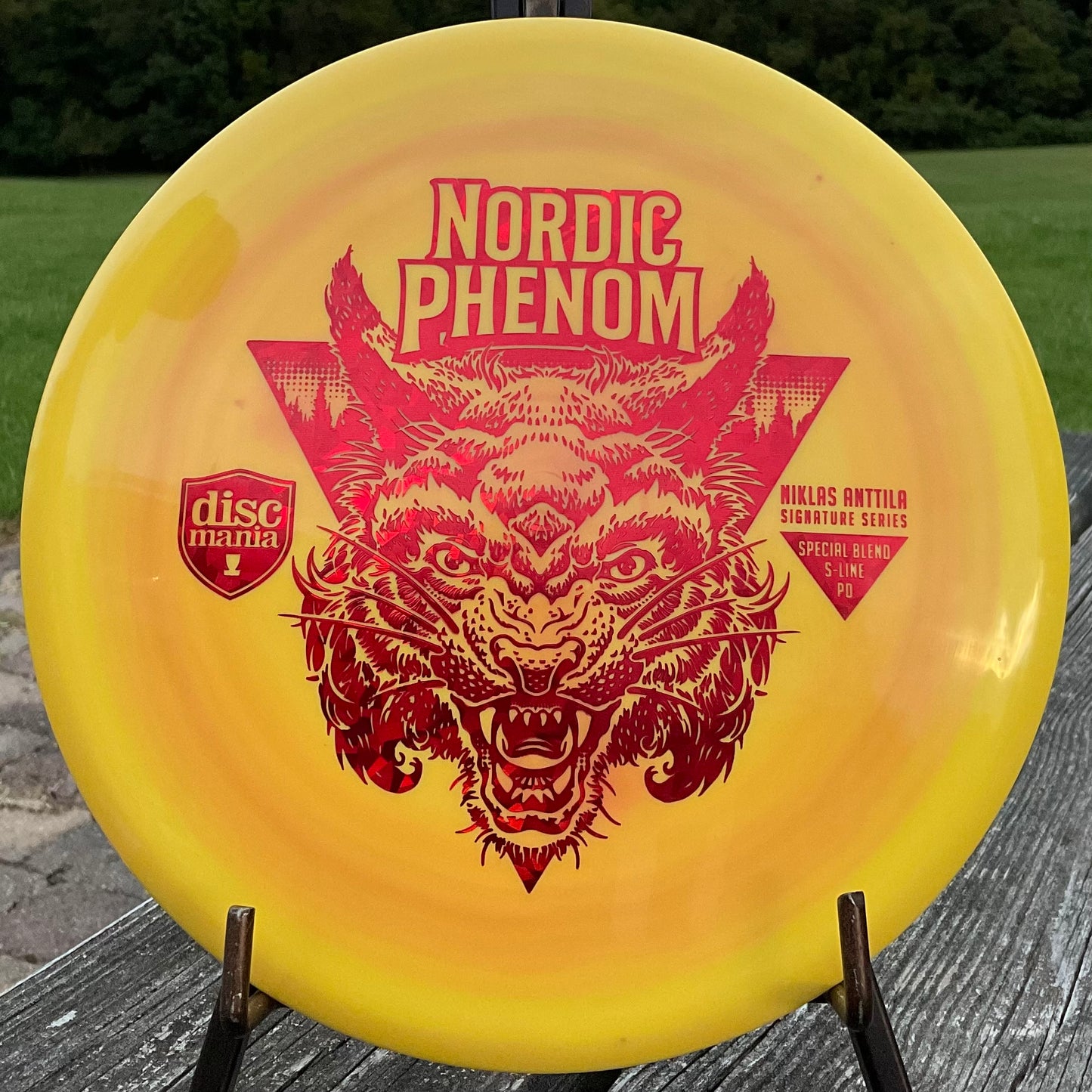 Discmania Nordic Phenom - 2022 Niklas Anttila Signature Series Special Blend S-Line PD