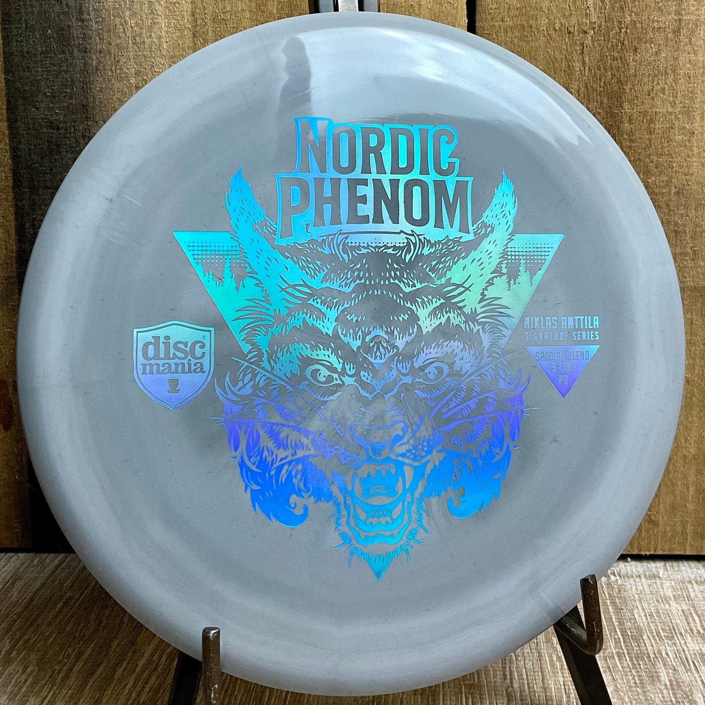 Discmania Nordic Phenom - 2022 Niklas Anttila Signature Series Special Blend S-Line PD