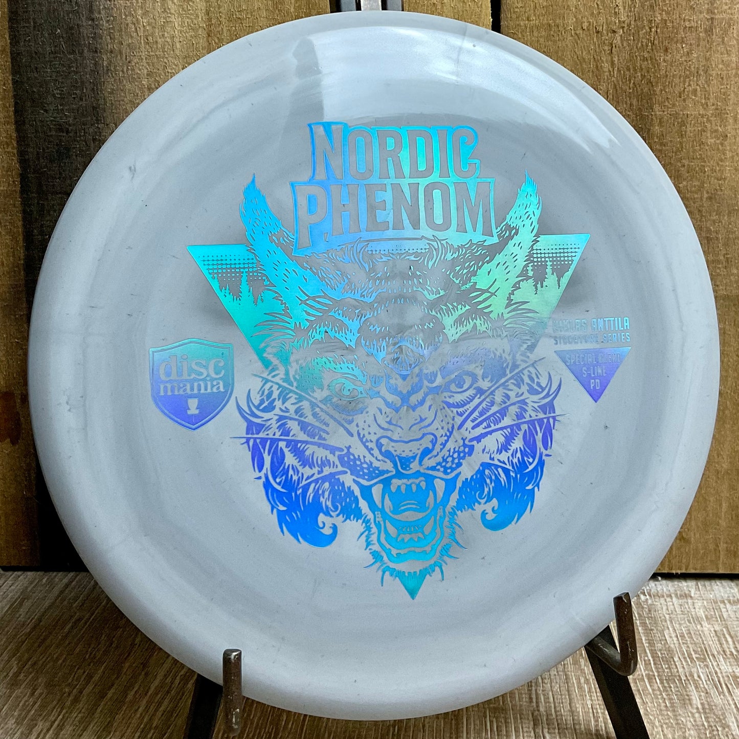 Discmania Nordic Phenom - 2022 Niklas Anttila Signature Series Special Blend S-Line PD