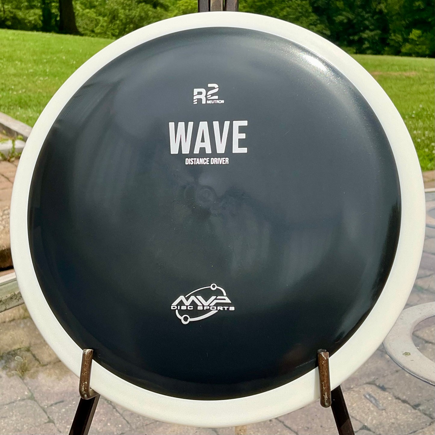 Neutron Wave
